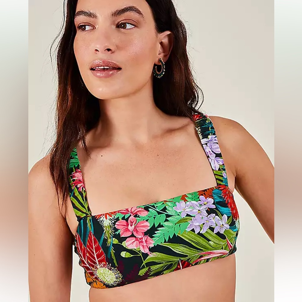 Brand New- Bikini Top- London Boutique- Size 6